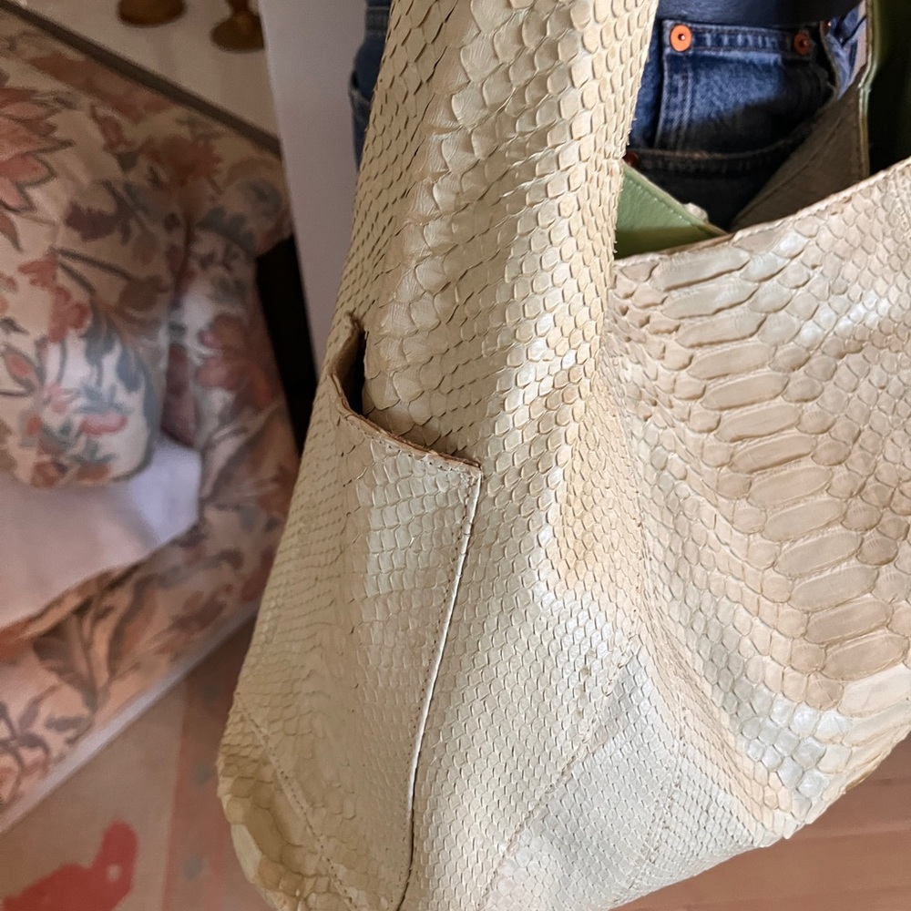 Ted Rossi Cream Python-Embossed Shoulder Bag - image 6